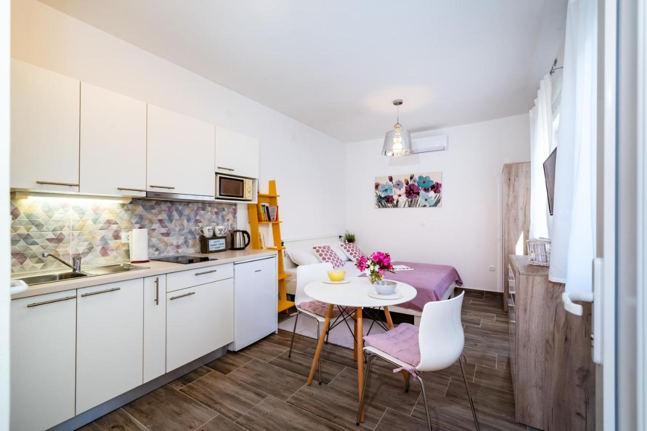 Studio Apartment Gina Zadar Exterior photo